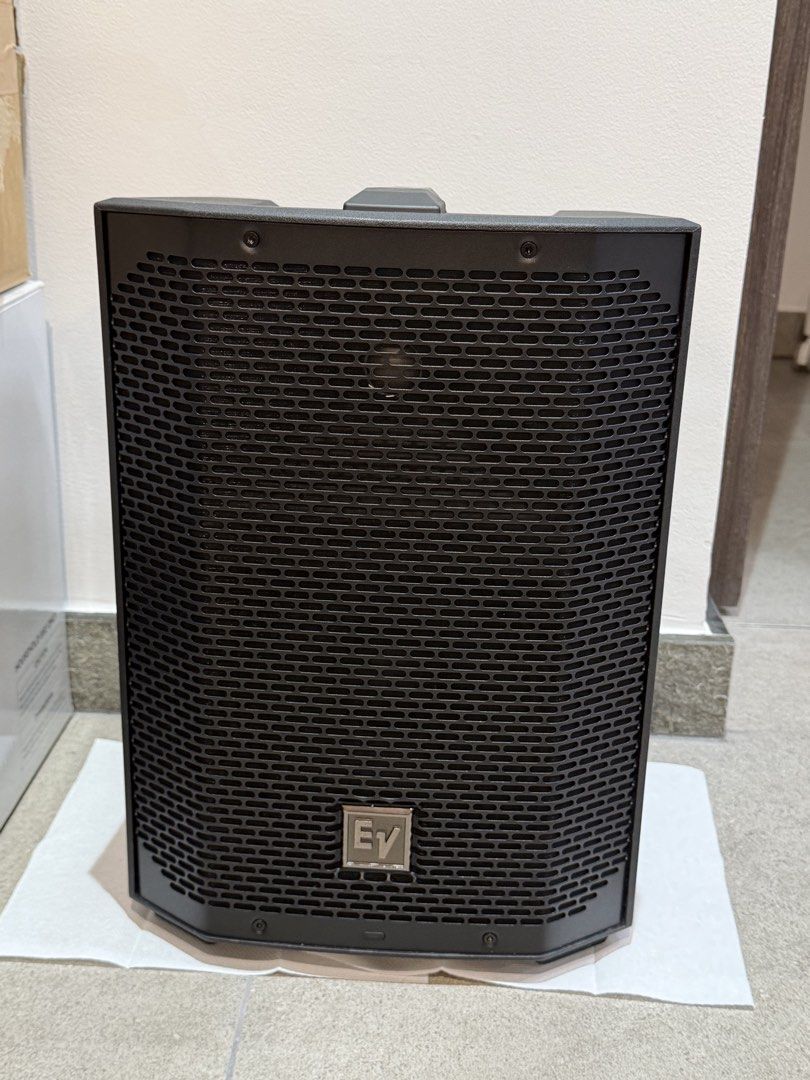 Speaker439535326955448320