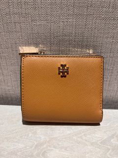 由 elainehhh (刊登 ID 1433840082，圖片 1) 提交，位於 的 (類別：)，說明：。