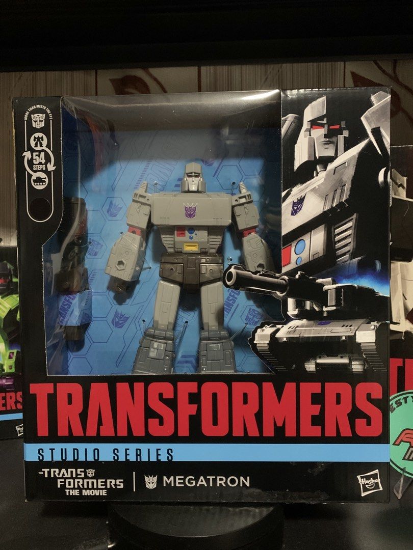 Transformers Studio Series Megatron (Category: Figurines & Statues) located in Paranaque City. Submitted by rysauto (Listing ID 1433918248, Image 1). Description: 3800 Misb.
