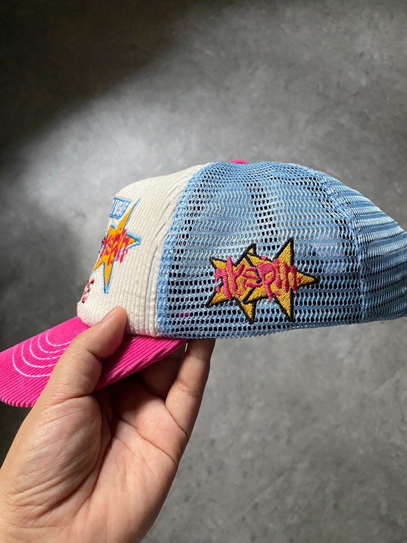 Trucker Hat Three-Tone (Category: Caps & Hats) located in Bulacan. Submitted by iluvmatchaaa (Listing ID 1433882754, Image 2). Description: ⤷ corduroy trucker hat three-tone — ₱299 — brand new — perfect for your fits mop: gcash mod: j&t express loc: bulacan.