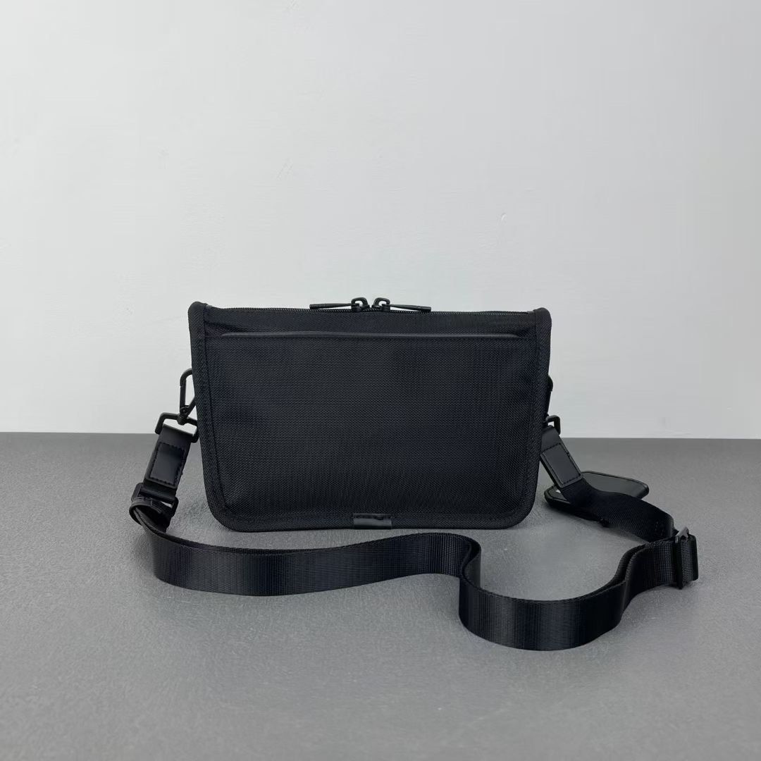 Tumi Alpha Convertible Clutch Crossbody (Category: Sling Bags) located in Manila. Submitted by bagmaniaph (Listing ID 1433937505, Image 3). Description: Built for those who demand more from every journey. This compact style features signature TUMI design elements and is versatile by design. Carry as a crossbody, wristlet or clutch by interchanging the included straps accordingly. .