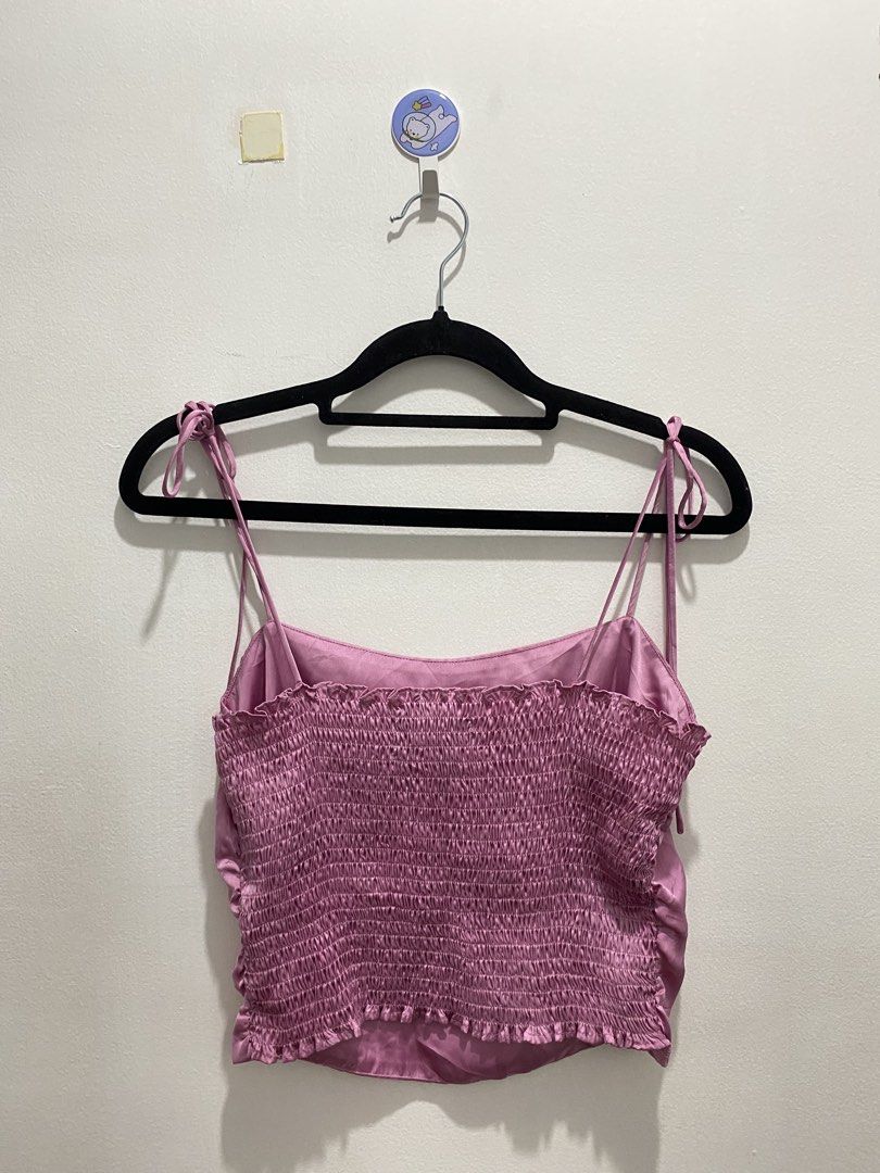 Urban Outfitters Silk Tie Top (Category: Sleeveless) located in Bugallon. Submitted by jamideclutters (Listing ID 1433919985, Image 3). Description: - XS - Semi Med.
