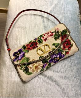 （分類：）位於 。 由 lizzlizzie 提交（商品編號 1433954372，圖片 1）。簡介： 。