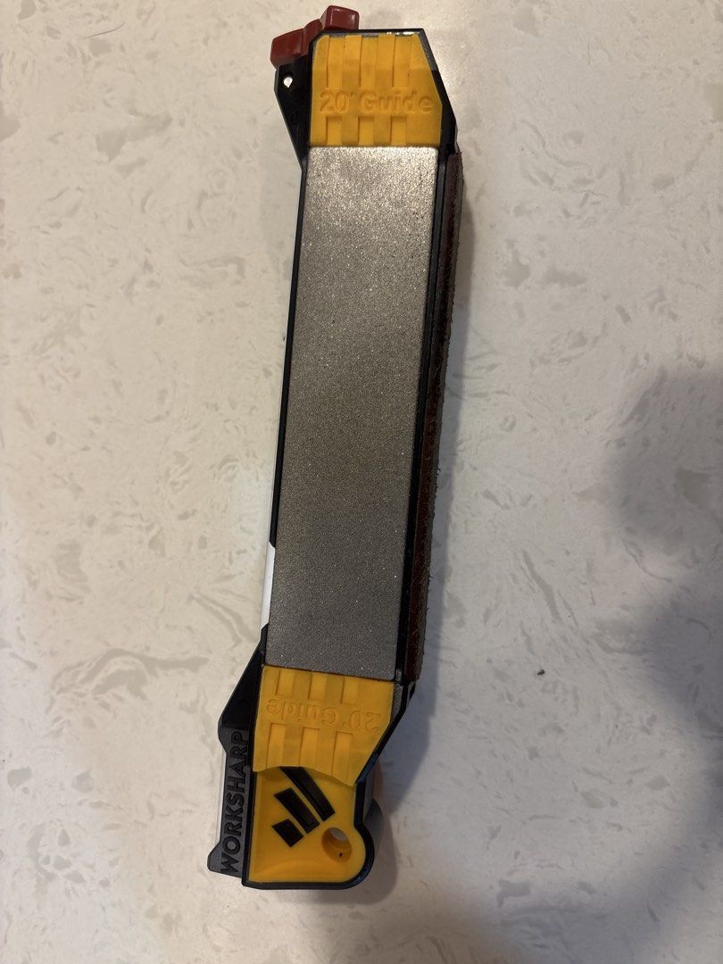 Work Sharp Guided Field Sharpener (Category: Craft Supplies & Tools) located in Singapore. Submitted by robdzz (Listing ID 1433909277, Image 1). Description: .