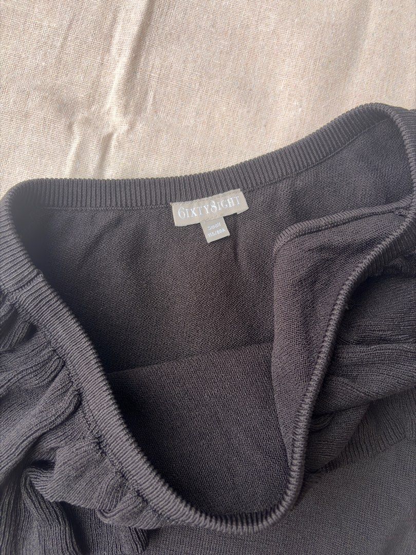 SIXTYEIGHT one-shoulder knit top (Category: Others Tops) located in Valenzuela. Submitted by andreaaah (Listing ID 1434104968, Image 3). Description: L18 B31.