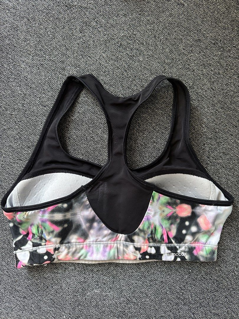 Adidas Sports Bra Small (Category: Activewear) located in Quezon City. Submitted by plantheaddd (Listing ID 1434009901, Image 2). Description: - Adidas sports bra - Size: S - Padded - Authentic Rfs: gained weight.