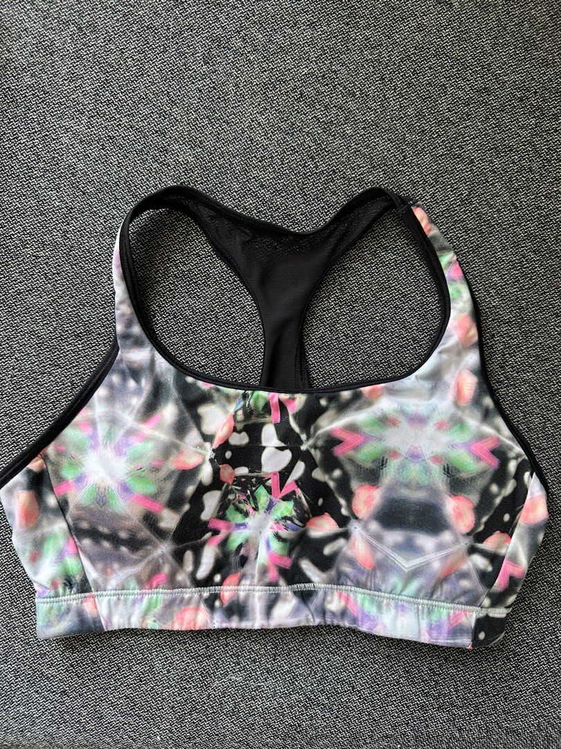 Adidas Sports Bra Small (Category: Activewear) located in Quezon City. Submitted by plantheaddd (Listing ID 1434009901, Image 1). Description: - Adidas sports bra - Size: S - Padded - Authentic Rfs: gained weight.