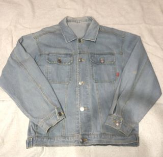 (Category: ) located in . Submitted by karldonor01258 (Listing ID 1433976674, Image 1). Description: .