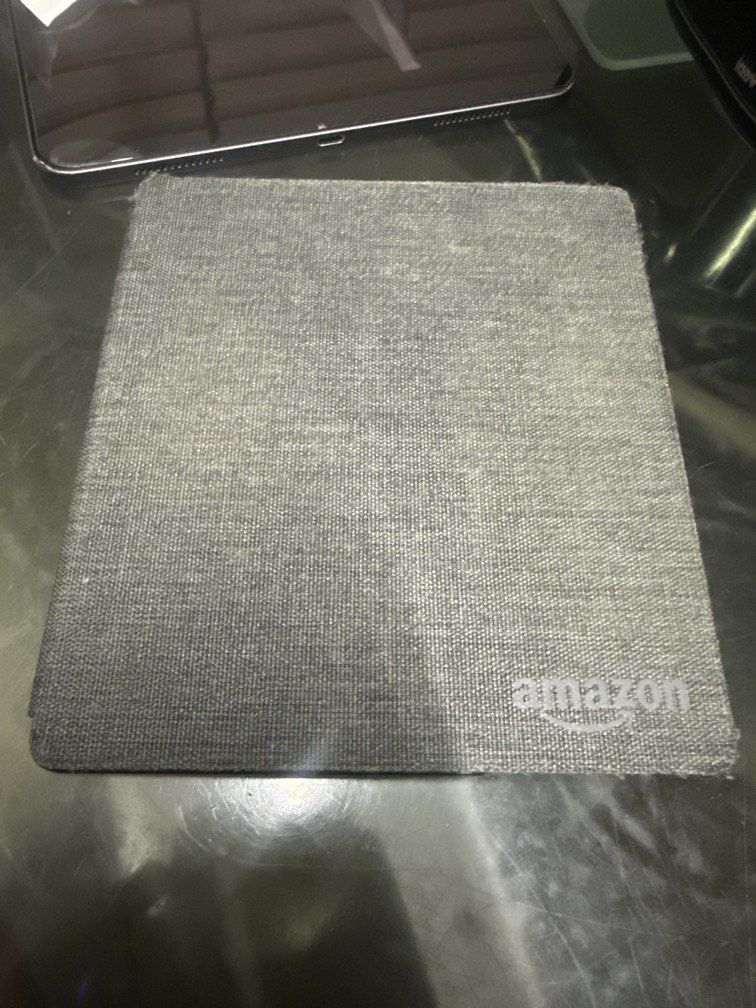 Amazon Kindle Oasis (10th Gen) (Category: E-Readers) located in Paranaque City. Submitted by esprit23 (Listing ID 1434074369, Image 1). Description: Bought from US for around 200 USD Negotiable With case Waterproof.