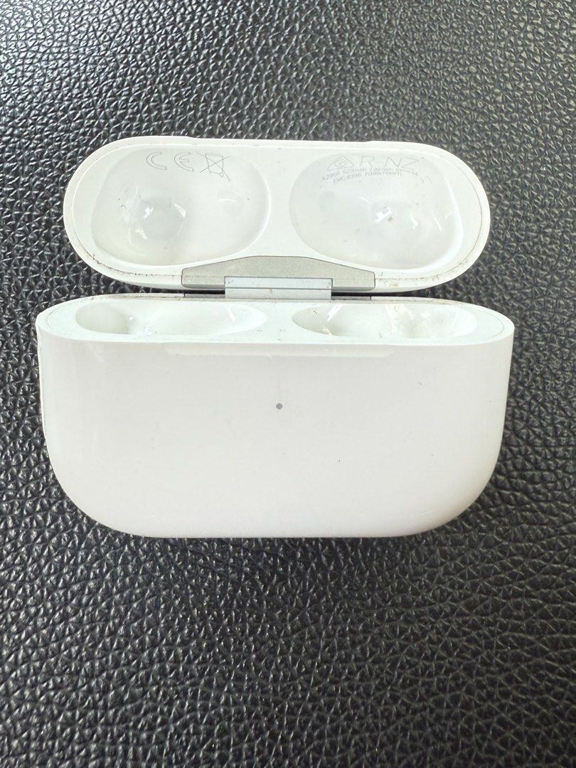 Apple AirPods Pro438518439425484803