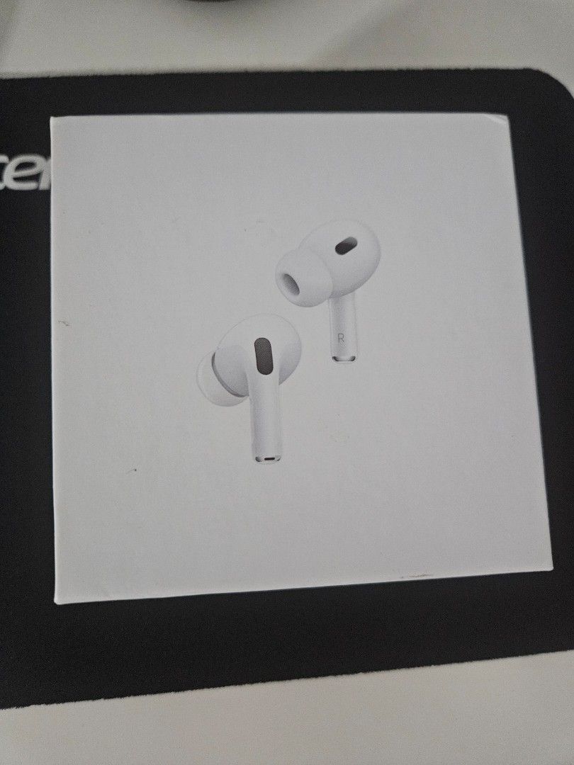 Apple AirPods Pro 2nd Generation437612894592716801
