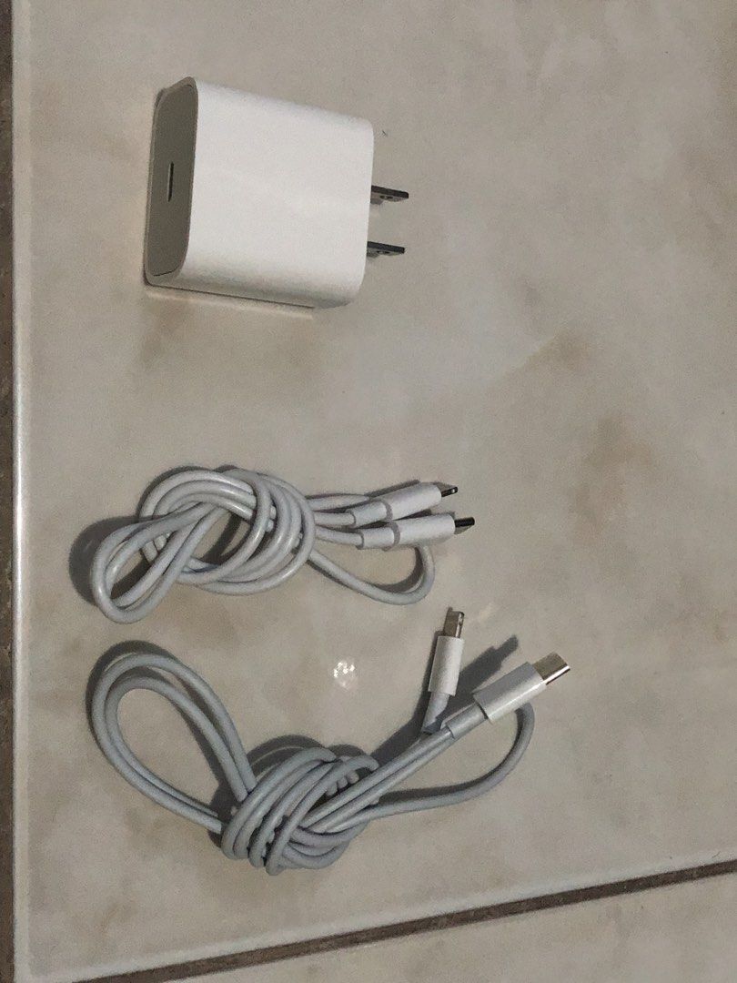 Apple Brick & Cord (Category: Chargers & Cables) located in Pasig City. Submitted by ivanskiee (Listing ID 1434077825, Image 1). Description: for sale apple brick & cord brand new (for airpods charging only) 20w brick (all type-c to lightning) 1m cord 2m cord can do COD/Gcash mop or meetup if nearby -buyer will handle the shipping fee-.