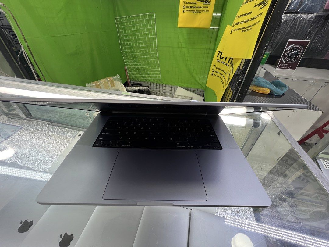 Apple MacBook Pro 16-inch M1 Pro 2021 (Category: Laptops & Notebooks) located in Manila. Submitted by vaniextura (Listing ID 1434049498, Image 2). Description: - MacBook Pro 16-inch with M1 Pro chip - 16GB memory - 488.2GB storage - 16-inch Liquid Retina XDR display (3456 x 2234) - Battery cycle count: 30 (Normal condition) - Includes original charger - Good working condition -Max capacity 100%.