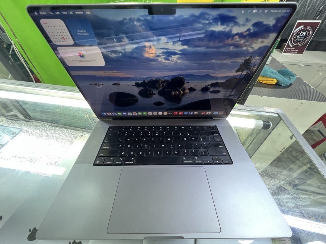 Apple MacBook Pro 16-inch M1 Pro 2021 (Category: Laptops & Notebooks) located in Manila. Submitted by vaniextura (Listing ID 1434049498, Image 1). Description: - MacBook Pro 16-inch with M1 Pro chip - 16GB memory - 488.2GB storage - 16-inch Liquid Retina XDR display (3456 x 2234) - Battery cycle count: 30 (Normal condition) - Includes original charger - Good working condition -Max capacity 100%.