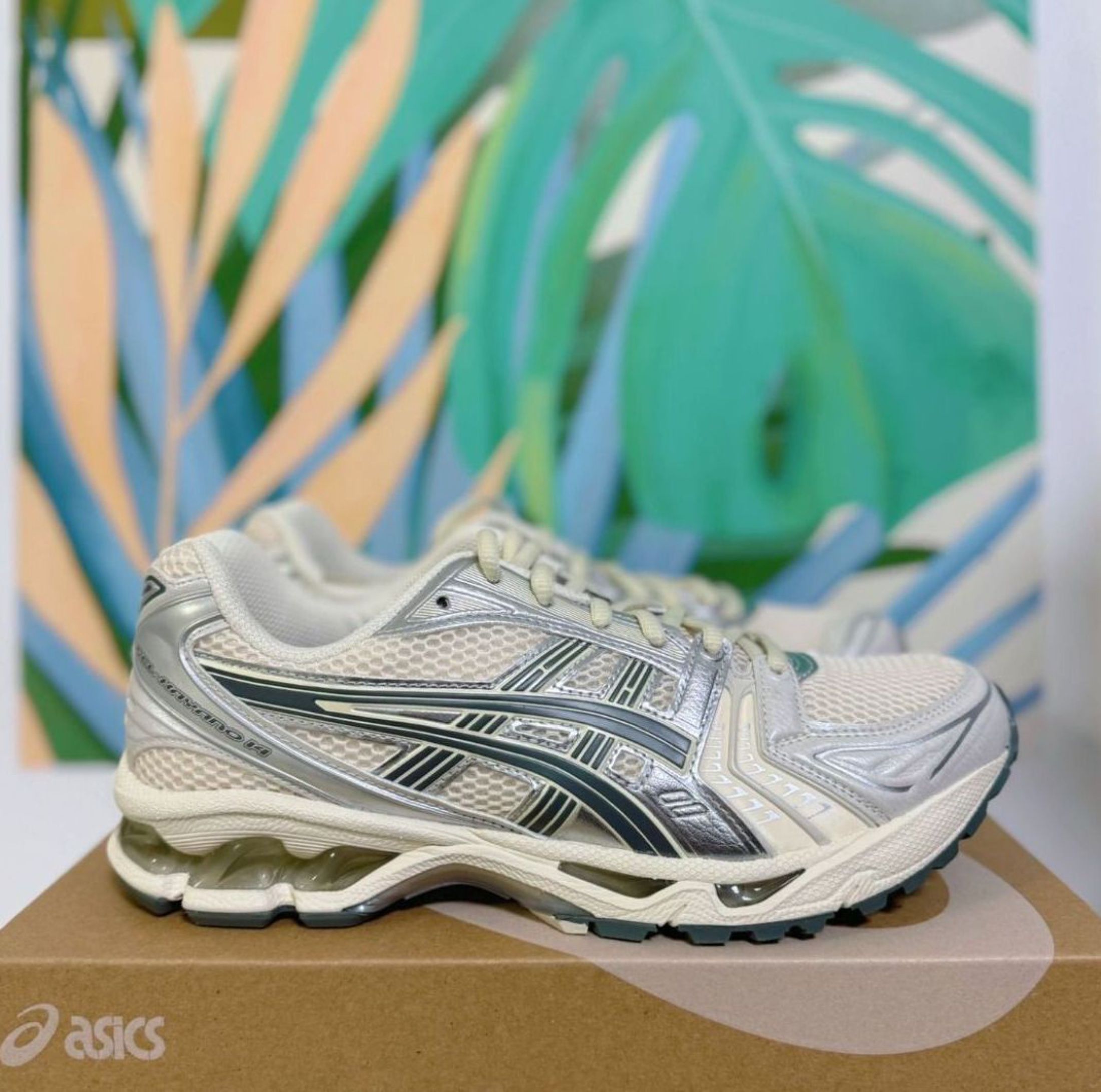 Asics Gel-Kayano 14 Birch Dark Pewter M (Category: Sneakers) located in Singapore. Submitted by ooarmdeevr (Listing ID 1433992803, Image 3). Description: 📜 Asics Quality Promise Asics Gel-Kayano 14 Birch Dark Pewter M All items are brand new I send photos within ~3 days to confirm before shipping Free delivery via J&T or Ninja Van Cash on delivery — only pay when you receive Chat me anytime 💬.