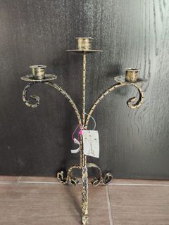(Category: ) located in . Submitted by shahalamcashconverters (Listing ID 1434068410, Image 1). Description: .