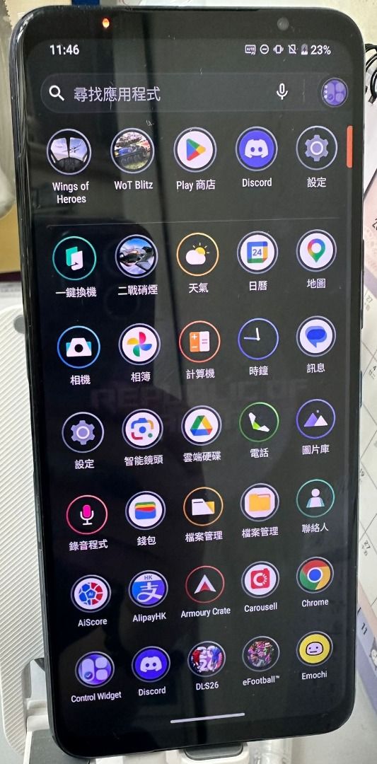 ASUS ROG Phone 5 手機 （分類：Asus 華碩）位於 Hong Kong。 由 yvivim 提交（商品編號 1434006775，圖片 3）。簡介： ASUS ROG Phone 5 手機，白色機身，背面有ROG標誌。手機內建多個應用程式，手機運行Android 13系統。。