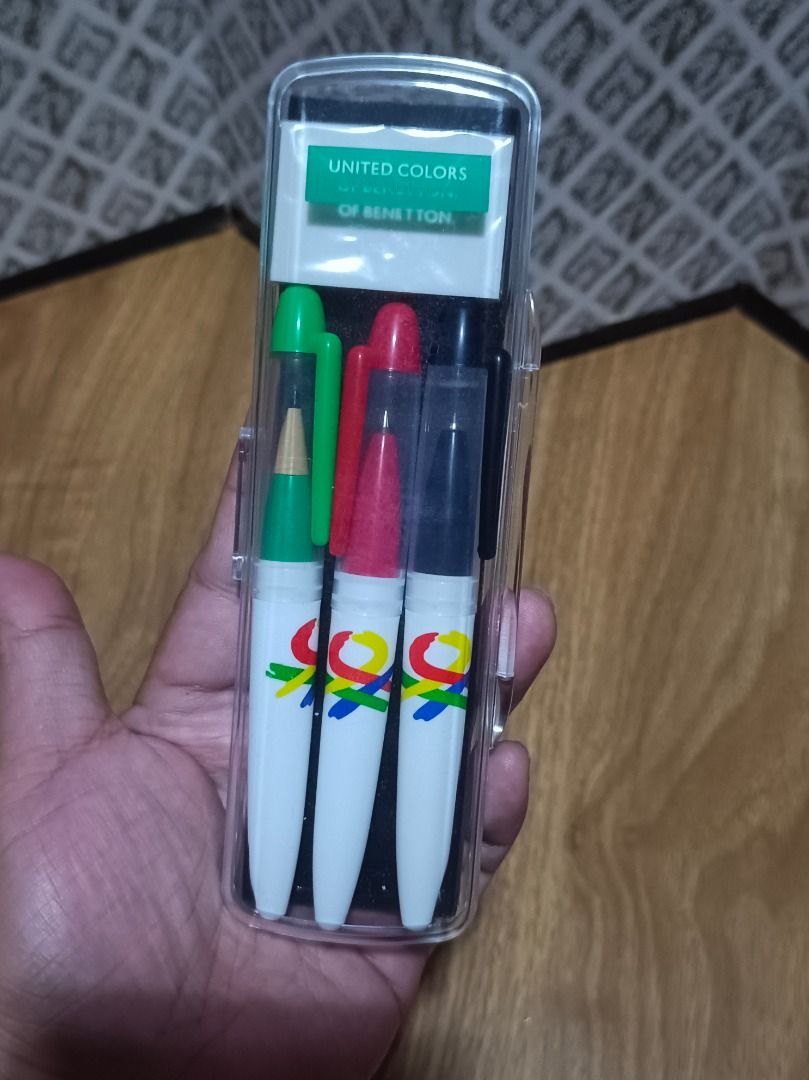 BENETTON BALLPEN SET (Category: Stationery & School Supplies) located in Makati City. Submitted by nyxhemera26 (Listing ID 1434010286, Image 2). Description: BENETTON BALLPEN SET • BLACK (NO INK) • RED (W/INK) • GREEN (MECHANICAL PENCIL) • W/ERASER • I'M NOT SURE IF REFILLABLE YUN BALLPEN, HINDI KO MABUKSAN.