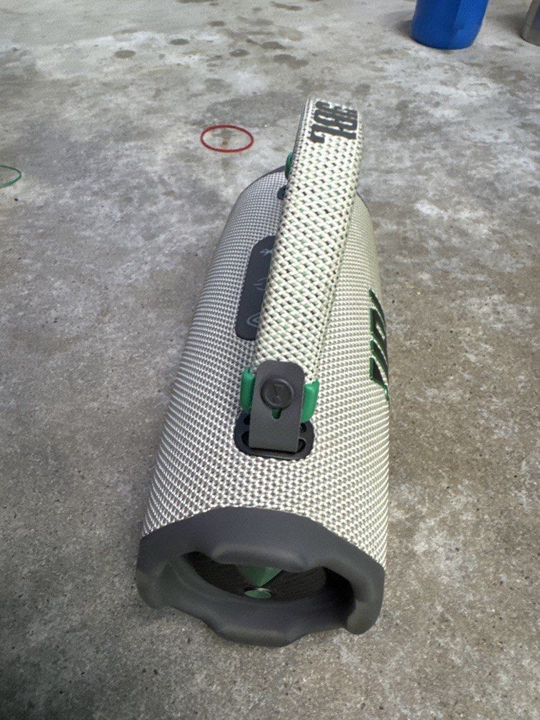 Bluetooth Speaker440209485899376644