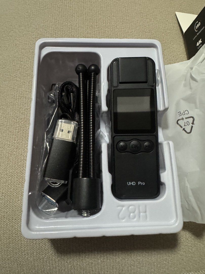 Body Cam with Audio and Video (Category: Cameras) located in Taguig. Submitted by tp2024 (Listing ID 1434093586, Image 2). Description: Just opened and checked Comes with all accessories and sd card 128gb Losfom Z11 Body Camera with Audio and Video Recording, 128GB Small Body Cam with 180° Rotating Lens, 6HR Battery & Night Vision, Wearable Camera for Pet, Home, Office, Security Police Law Enforcement.