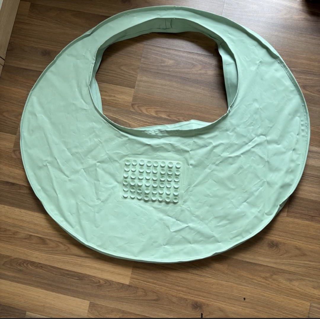 Bubsmamy baby toddler high chair foldable tray cover with 2 bibs (attach to tray with Velcro) (Category: Weaning & Toddler Feeding) located in Singapore. Submitted by carpediem_ (Listing ID 1434065860, Image 3). Description: .