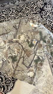 (Category: ) located in . Submitted by luck.thrift (Listing ID 1434138497, Image 1). Description: .