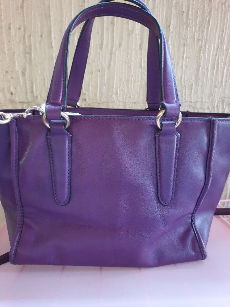 Coach Crosby Mini Carry All (Category: Cross-body Bags) located in Las Pinas. Submitted by anggesmart (Listing ID 1434073544, Image 2). Description: Preloved Coach Crosby Mini Carry All With signs of usage, perfect for daily use Love the Violet/ Purple color!! Accepts bpi or gcash .