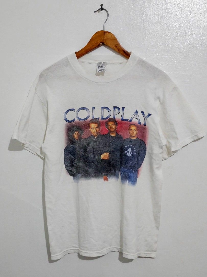 Coldplay Concert T-Shirt (Category: Tshirts & Polo Shirts ) located in Manila. Submitted by fabby93 (Listing ID 1434120715, Image 1). Description: - Coldplay concert t-shirt 2006-2007 - Size: M - Color: White - Material: 100% Cotton - Features: Crew neck, short sleeves, graphic print with band name and tour -19.5 26.