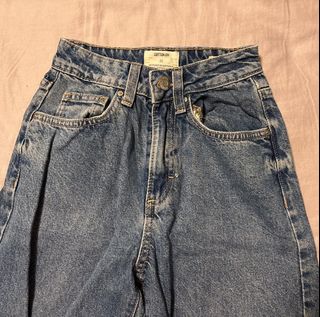 (Category: ) located in . Submitted by mayyeunice (Listing ID 1434114324, Image 1). Description: .