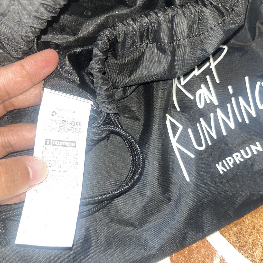 Decathlon String Bag (Category: Other Sports Equipment and Supplies) located in Quezon City. Submitted by poesis (Listing ID 1433990183, Image 2). Description: .