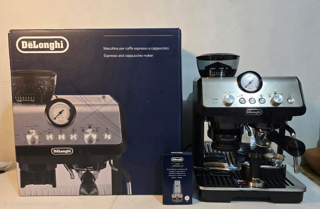 Delonghi La Specialista Arte (Category: Coffee Machines & Makers) located in Taguig. Submitted by roma2701 (Listing ID 1310691034, Image 1). Description: Unit only pls see picture for included accessories Items are used from Australia 220V unnoticeable issue small chip on the top grinder part.