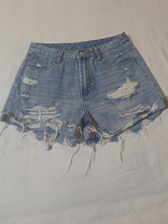 (Category: ) located in . Submitted by kaiyarns (Listing ID 1434005715, Image 1). Description: .