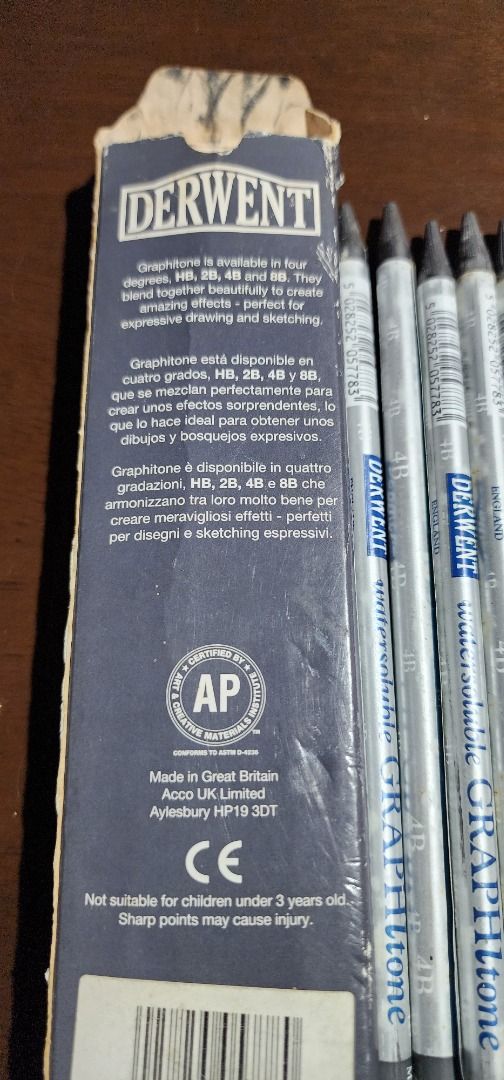 Derwent Water Soluble Graphitone 4B 12pcs (Category: Craft Supplies & Tools) located in Baguio. Submitted by coffeesilvershadow_28 (Listing ID 1434018065, Image 3). Description: - From padala box, ngarag lang box po as seen in the picture- pero still in good condition. Buy as is tayo dito - 12 pieces, made in Great Britain. - Baguio City dropping - Jnt shipping- payment first plus sf before shipping.