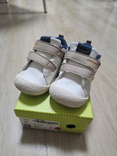 （分類：）位於 。 由 choi410 提交（商品編號 1434135532，圖片 1）。簡介： 。
