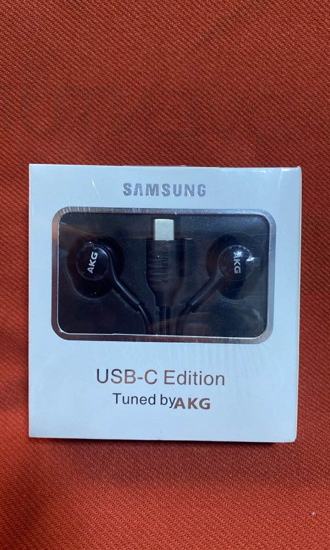 Earphone type c Samsung (Category: Headphones & Headsets) located in Manila. Submitted by milasgadgetph (Listing ID 1434012044, Image 1). Description: .