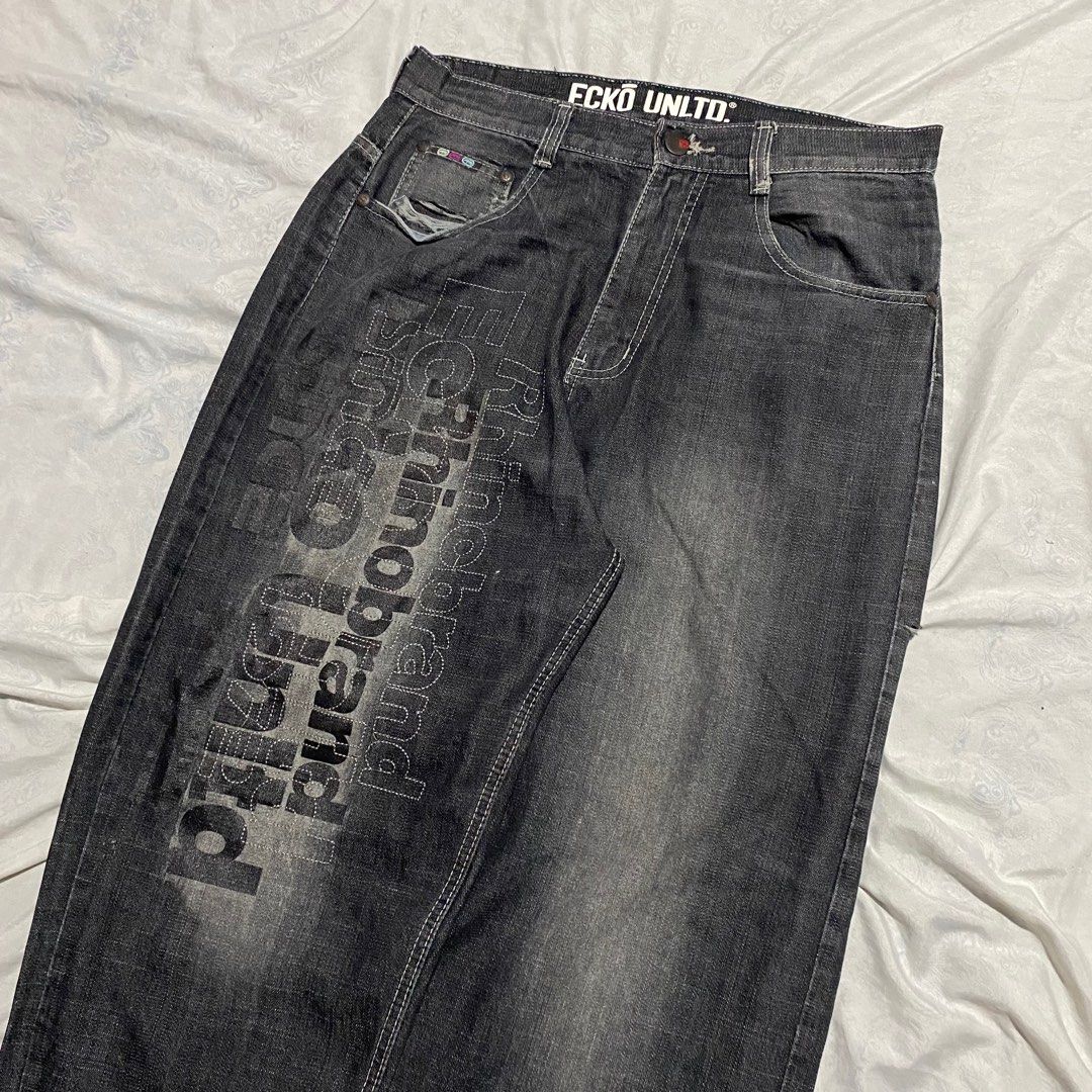 ECKO UNLTD (Category: Jeans) located in Cebu City. Submitted by 1705.archives (Listing ID 1434109046, Image 3). Description: ECKO UNLTD WAIST: 34 LENGTH: 45 THIGH: 15 HEM: 9 FLAWS: last 2 slides (repairable) 🏷️PRICE: 1499 +shipping fee.