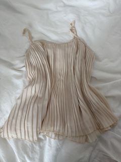 (Category: ) located in . Submitted by smuckerthrift (Listing ID 1434021966, Image 1). Description: .