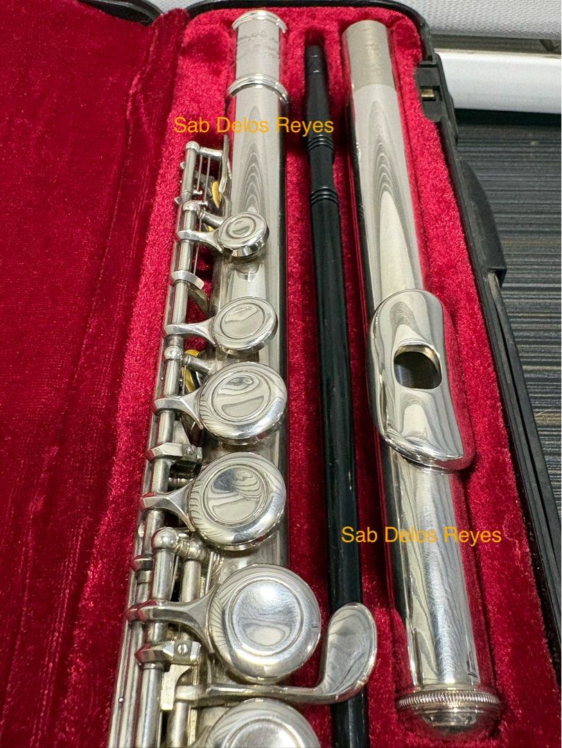 Flute Heinrich Silver Plated (Category: Musical Instruments) located in Manila. Submitted by musicman12 (Listing ID 1434174980, Image 2). Description: FLUTE : BRAND : HEINRICH FREE : SILVER CLEANING CLOTH ( Brand New ) SILVER PLATED SPLIT “E” MECHANISM CLEANING ROD CONDITION : SLIGHTLY USED READY TO PLAY🎼🎵🎶🎶.