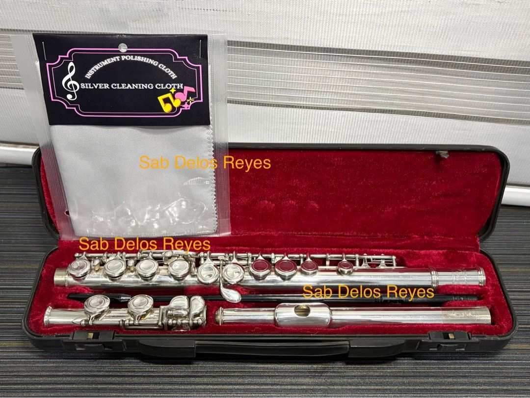 Flute Heinrich Silver Plated (Category: Musical Instruments) located in Manila. Submitted by musicman12 (Listing ID 1434174980, Image 1). Description: FLUTE : BRAND : HEINRICH FREE : SILVER CLEANING CLOTH ( Brand New ) SILVER PLATED SPLIT “E” MECHANISM CLEANING ROD CONDITION : SLIGHTLY USED READY TO PLAY🎼🎵🎶🎶.
