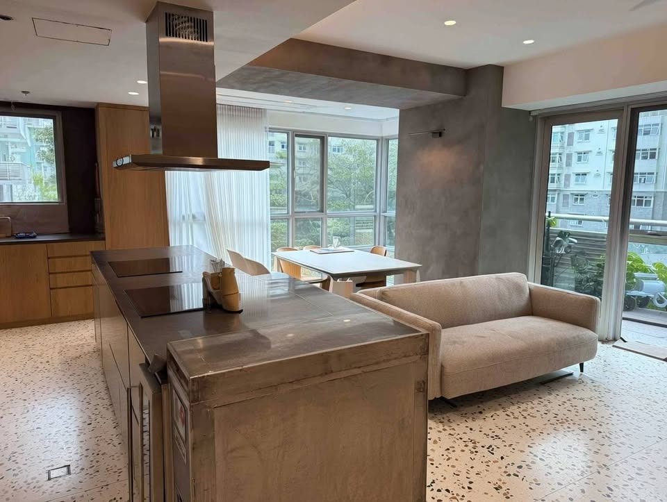 (Category: ) located in . Submitted by ayc-propertylistings (Listing ID 1434000611, Image 1). Description: .
