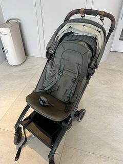 （分類：）位於 。 由 emilei 提交（商品編號 1434175660，圖片 1）。簡介： 。