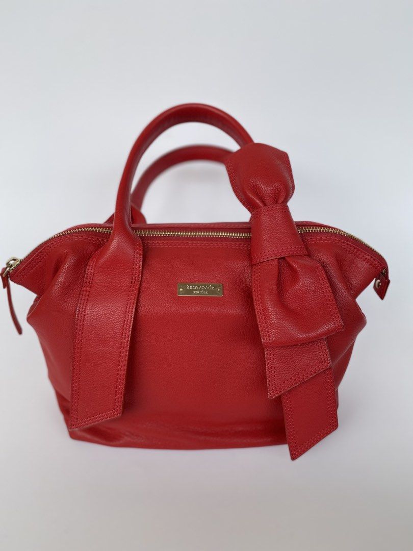 Kate Spade Red New York Handbag (Category: Luxury Bags & Wallets) located in Manila. Submitted by secondhavenph (Listing ID 1433992769, Image 3). Description: .