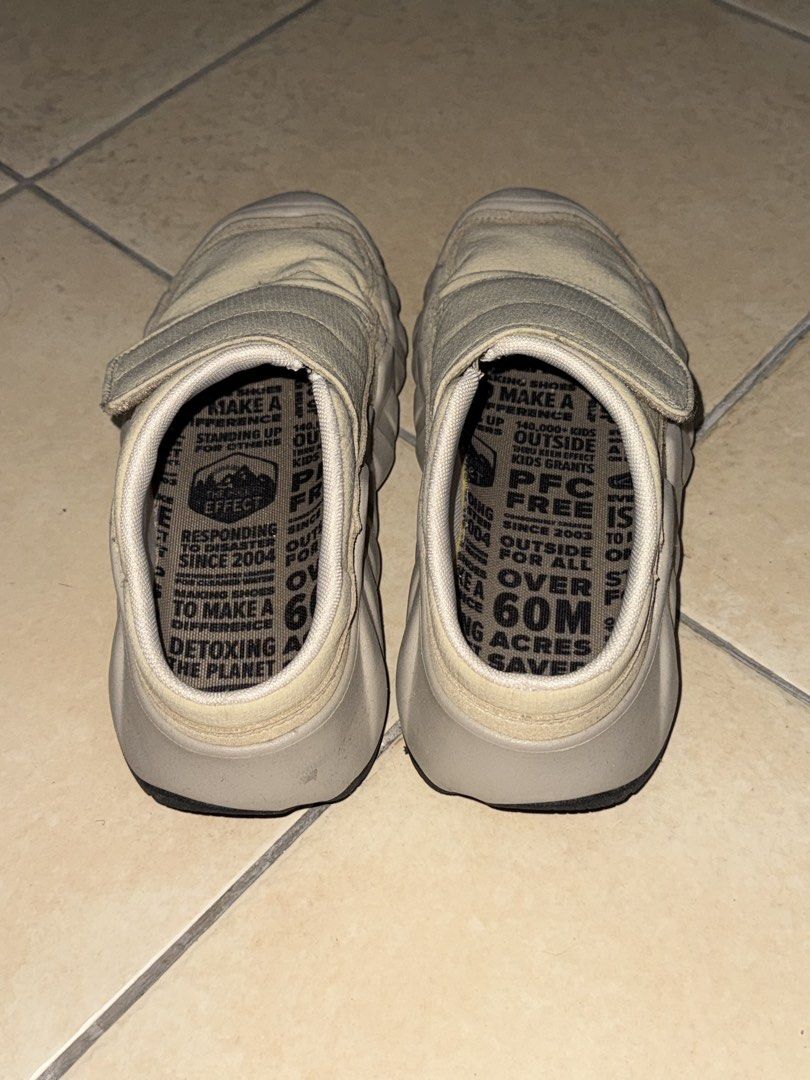 Keen Hypowser Wrap Slip Ons (Size US 8) (Category: Sneakers) located in Quezon City. Submitted by _inaef (Listing ID 1434111443, Image 3). Description: Keen Hypowser Slip Ons Bought brand new from Keen ATC Size US 8 Comfy af (used while pregnant) but not my style! Wish it were tho Used a handful of times only, super clean & barely used RFS: Decluttering.