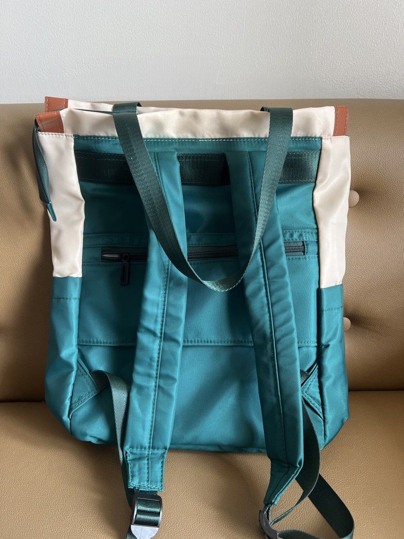 Laptop bag with free Parfois bag (Category: Laptop Bags & Sleeves) located in Quezon City. Submitted by felizdoss (Listing ID 1434017840, Image 2). Description: For sale: laptop backpack with luggage sleeve. No issue. Free: Parfois xbody bag.
