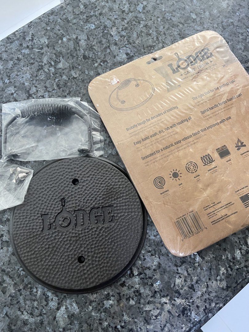 LODGE CAST IRON GRILL PRESS (Category: Cookware & Accessories) located in Pasig City. Submitted by edli28197 (Listing ID 1434038418, Image 1). Description: Lodge Cast Iron Grill Press 7.5 inch / 19cm Seasoned and ready to use Spiral handle The right tool for perfect sear.