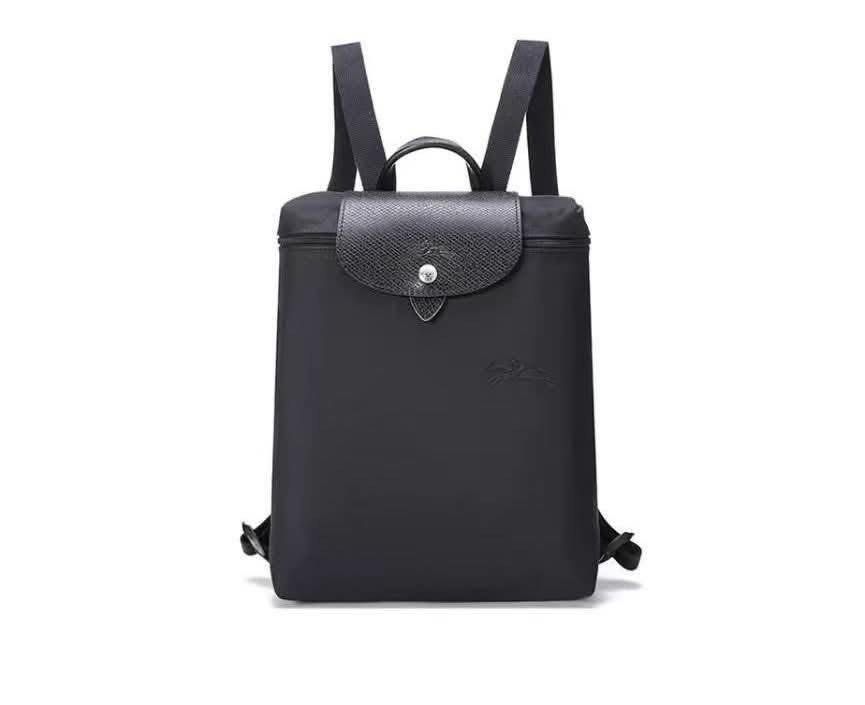 Longchamp Le Pliage Backpack (Category: Backpacks) located in Caloocan City. Submitted by ericavi_g (Listing ID 1433986430, Image 3). Description: paubos sale super mura neto mga sis Php 4,800.