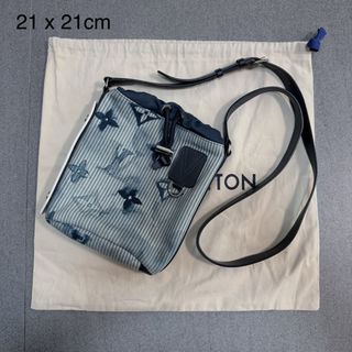 （分類：）位於 。 由 lverr 提交（商品編號 1433981864，圖片 1）。簡介： 。
