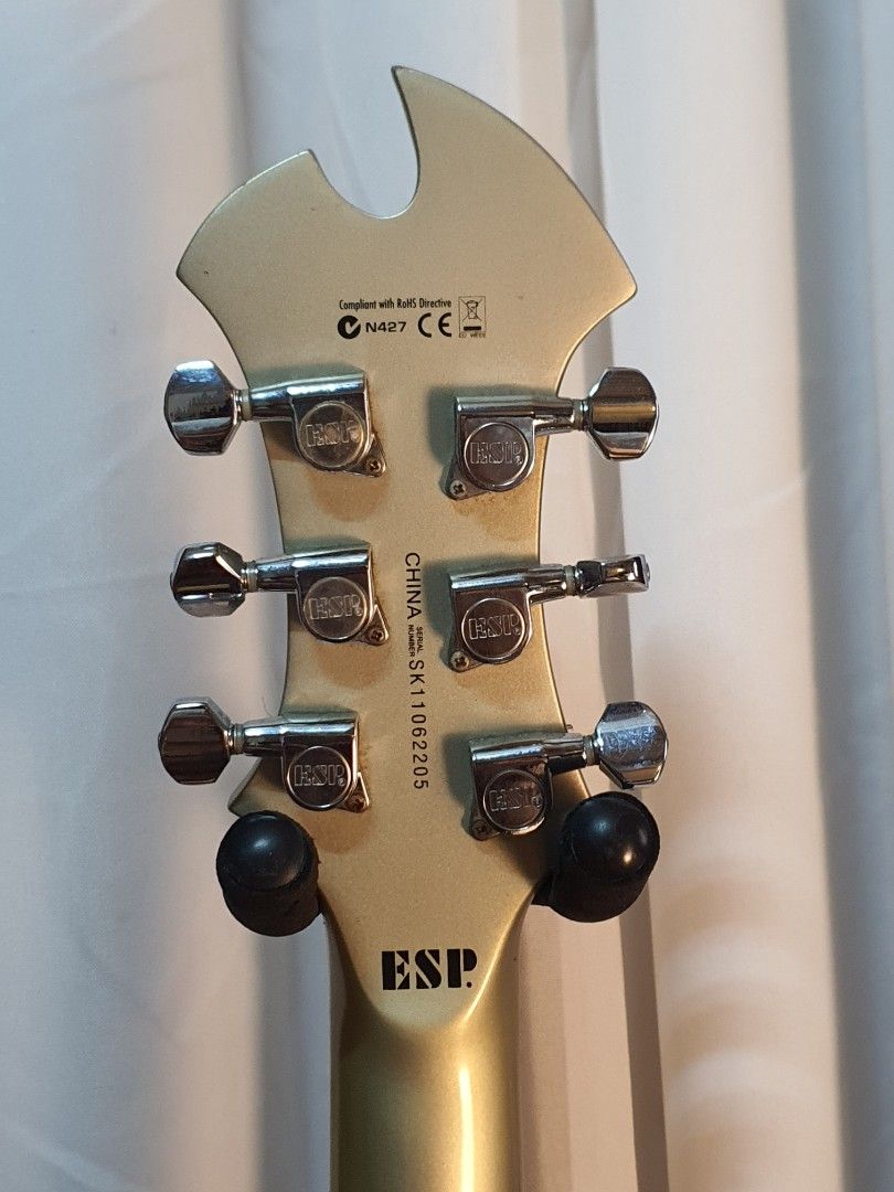 LTD AX 50 GUITAR (Category: Musical Instruments) located in Abucay. Submitted by collectorsvault3004 (Listing ID 1434081920, Image 3). Description: LTD AX 50 by ESP good condition without case plug and play LTD's spiritual successor to BC Rich Warlock similar model used by Max Cavalera of Sepultura / Soulfly.