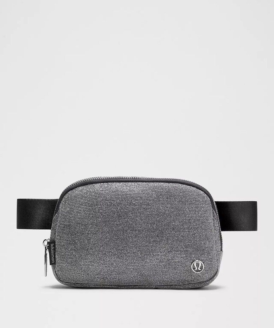 Lululemon Belt Bag 1L Glitter (Category: Belt bags, Clutches and Pouches) located in Las Pinas. Submitted by peterjackstone (Listing ID 1434153424, Image 1). Description: Authentic From USA Brandnew Same day delivery via lalamove.
