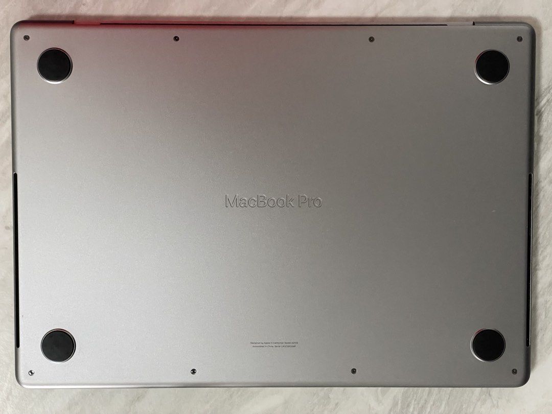MacBook Pro 14” M3439681224446453761